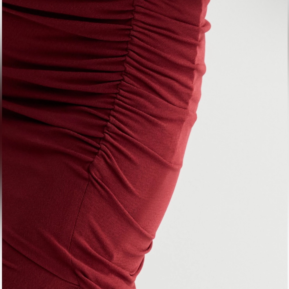 Robbie Bee Burgundy Bodycon Midi Dress Ruched Side Slit NWT - Picture 5 of 5